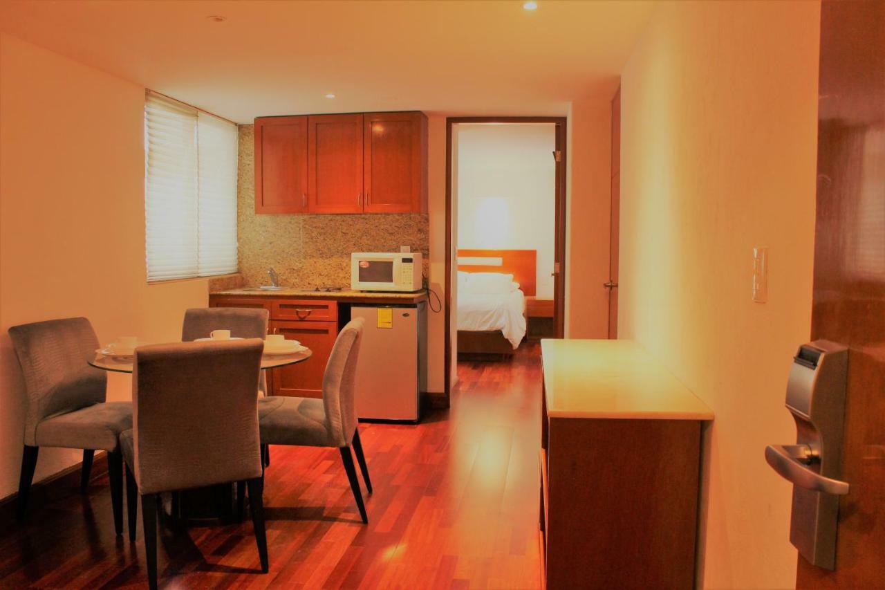 Condesa Suites Mexico City Exterior photo